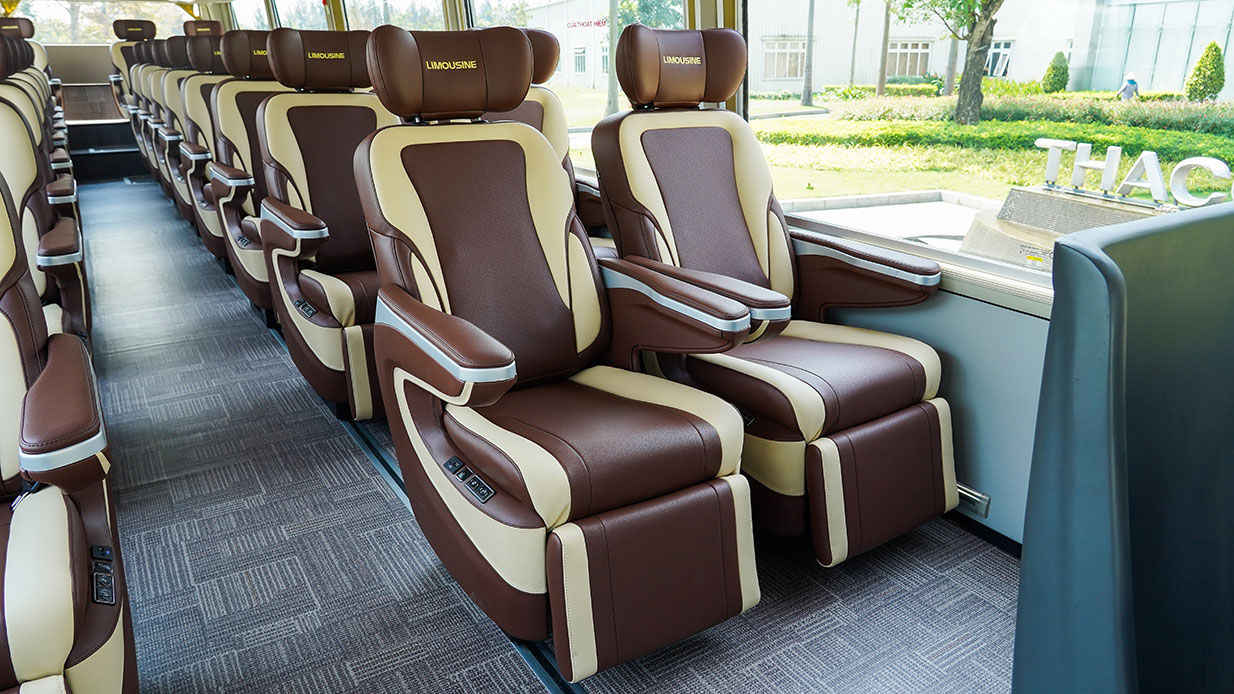 PASSENGER SEATS
