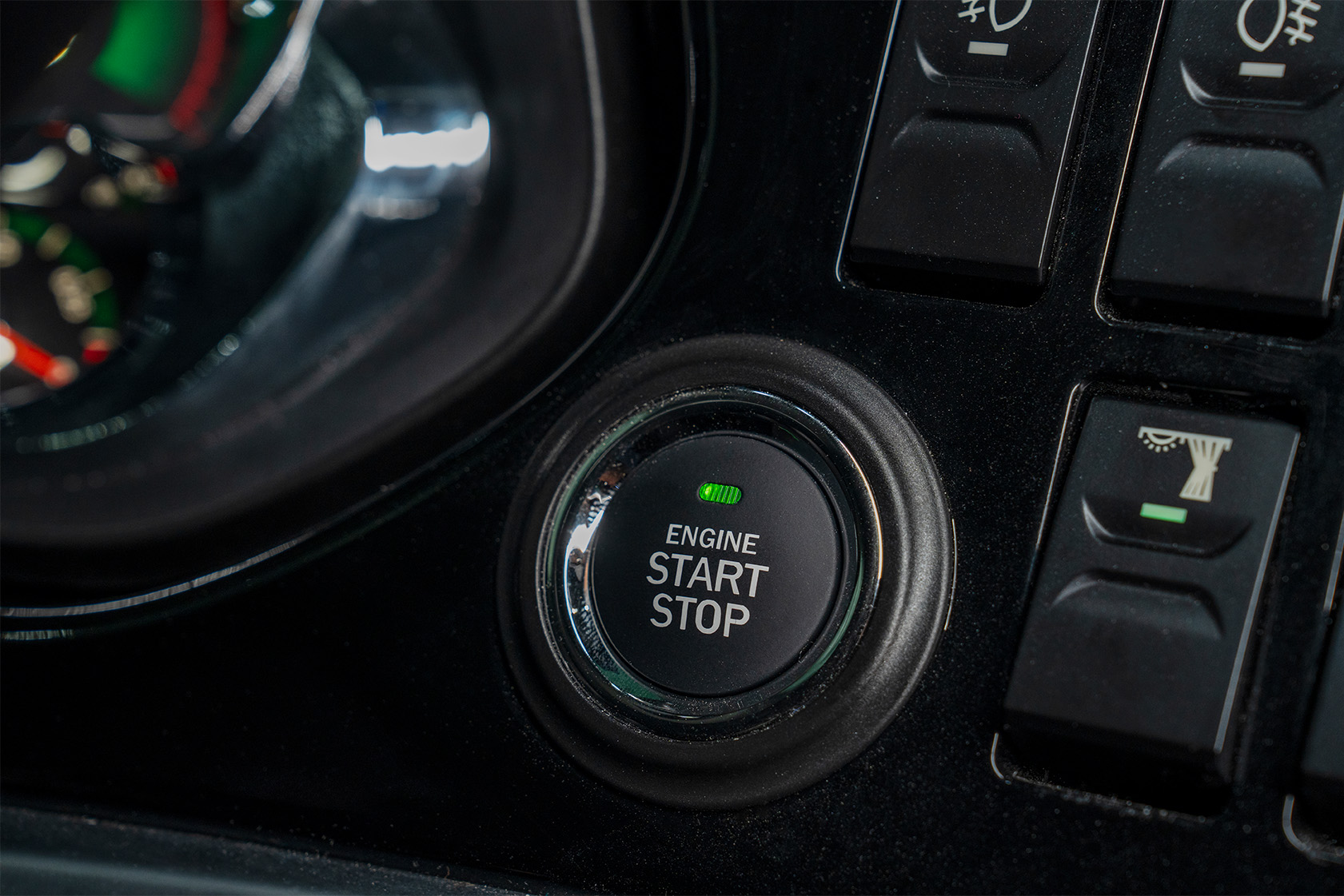 ENGINE START/STOP