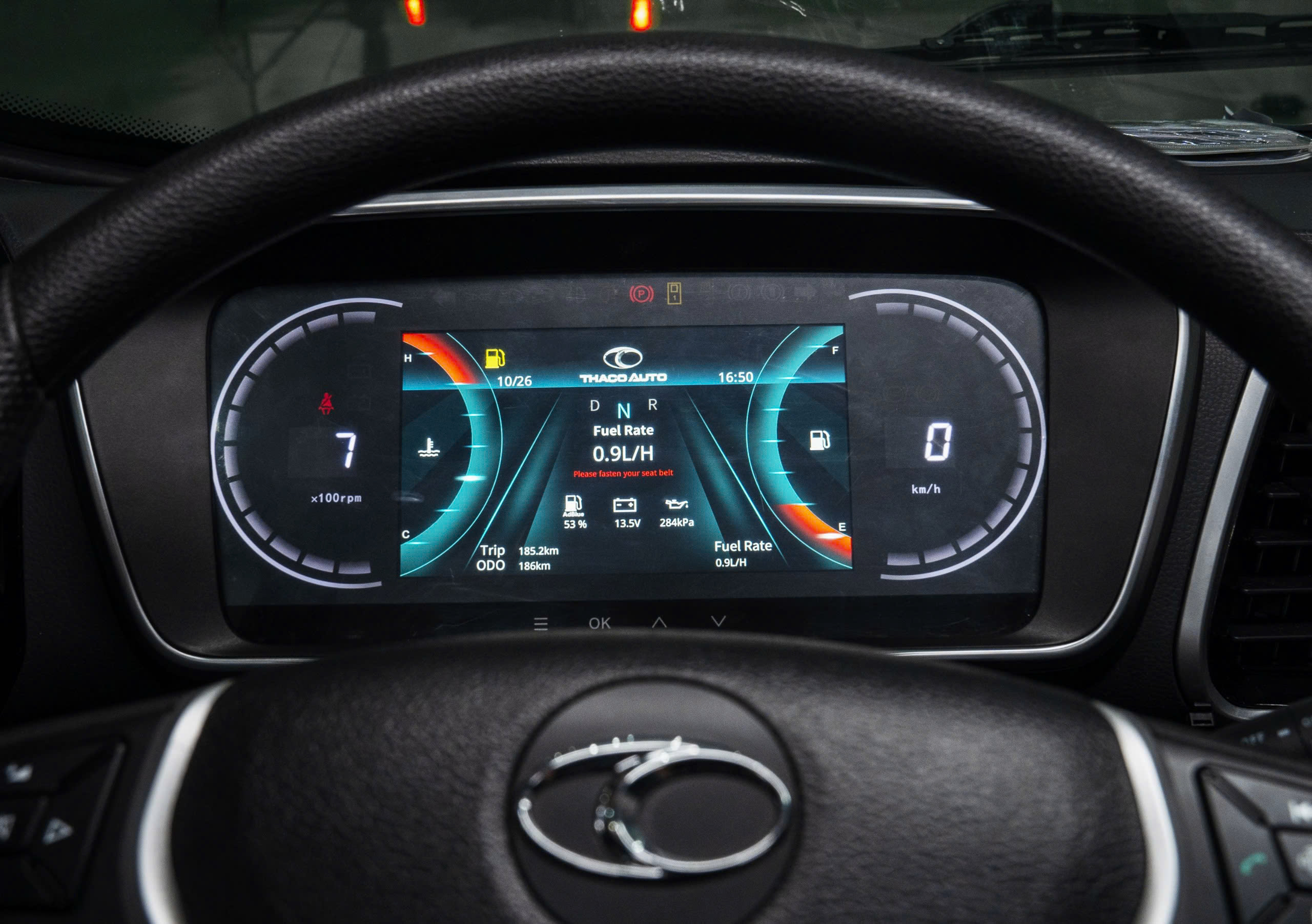 INSTRUMENT CLUSTER