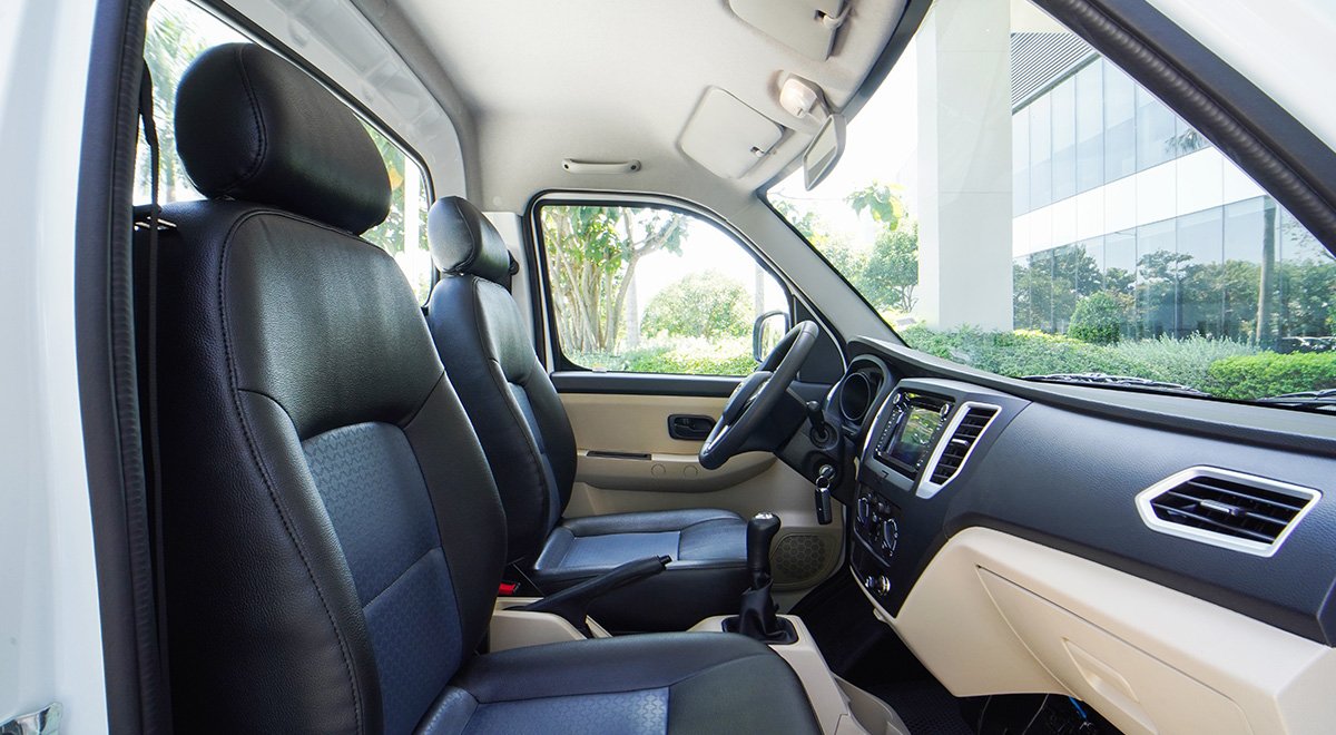 DRIVER’S SEAT