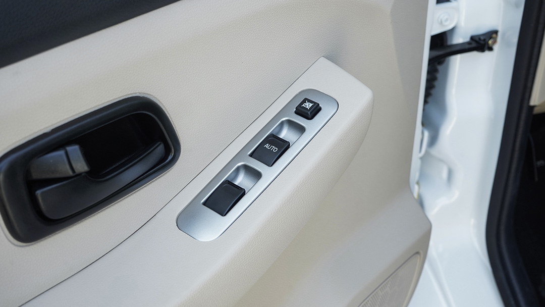 POWER WINDOWS