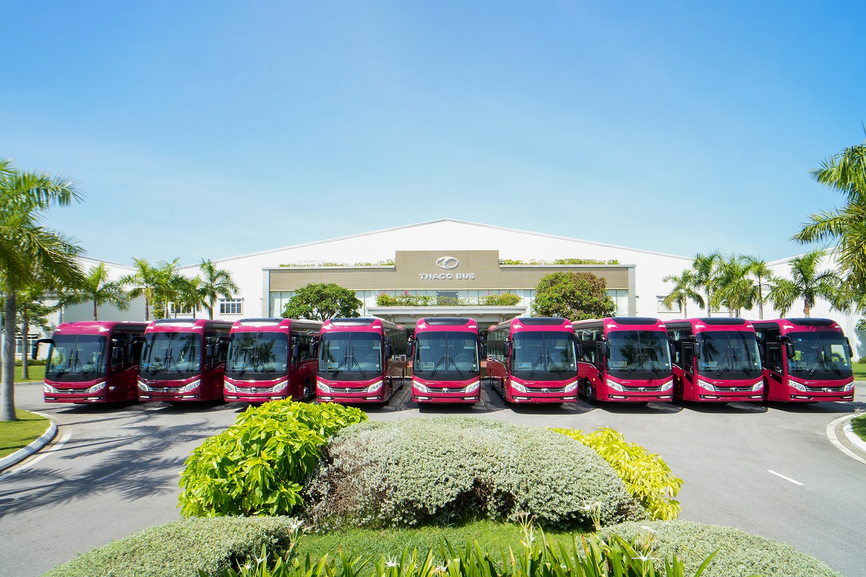 THACO sleeper buses are launched in the Philippines