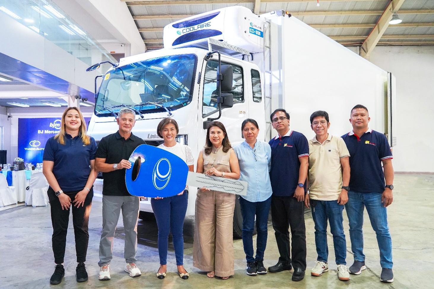 THACO AUTO delivers THACO Linker trucks to customers in the Philippines